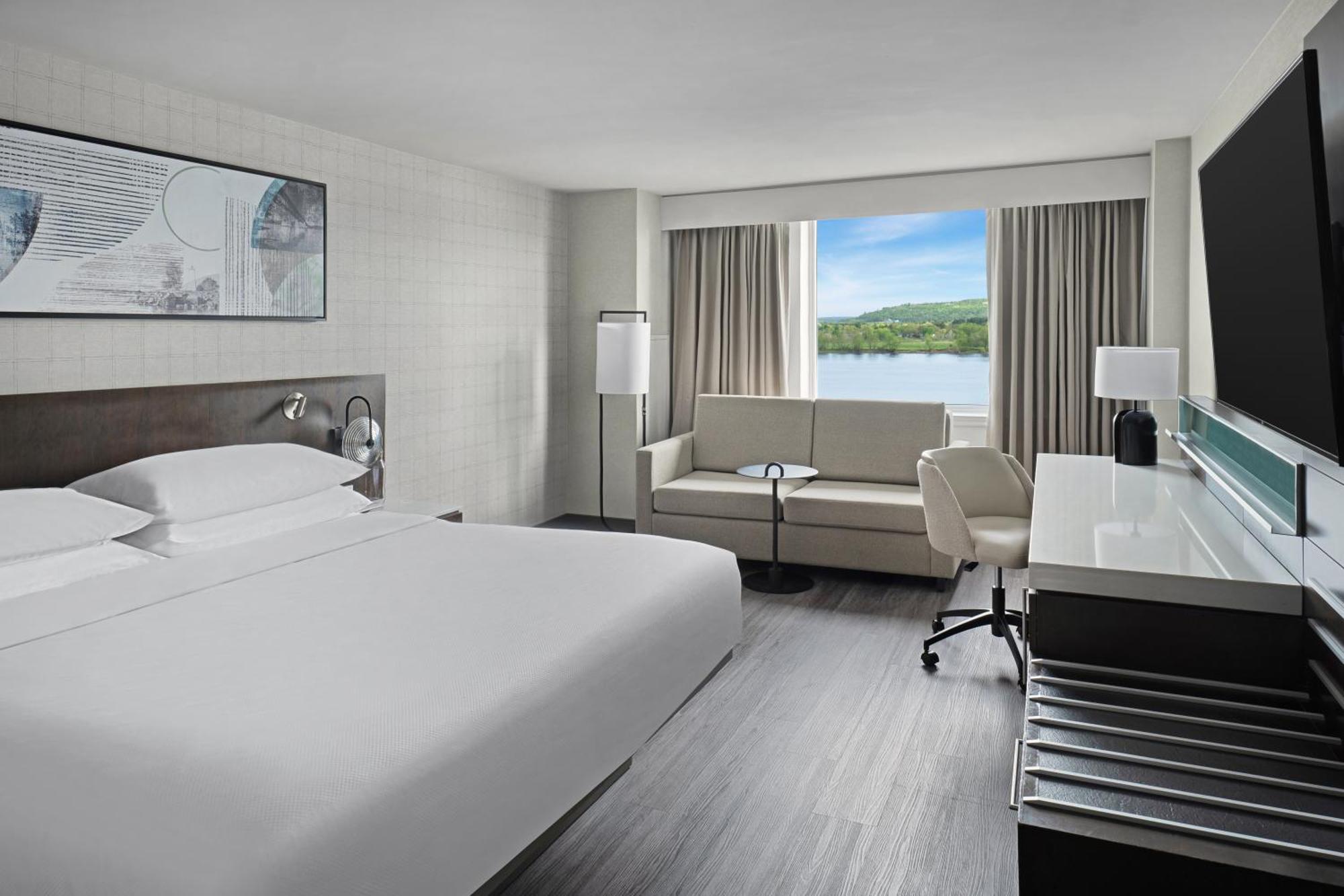 Delta Hotels By Marriott Fredericton Eksteriør bilde