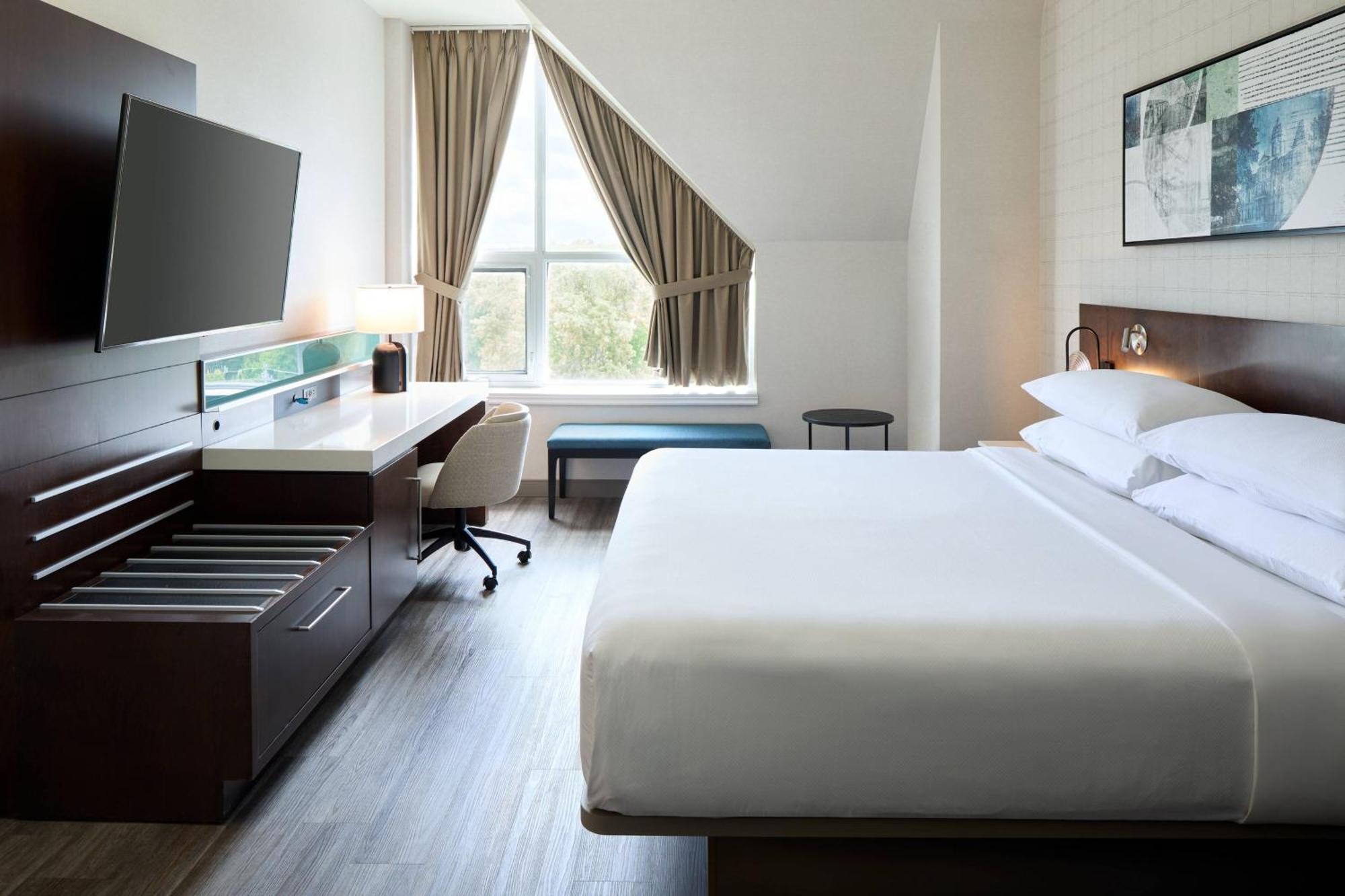 Delta Hotels By Marriott Fredericton Eksteriør bilde