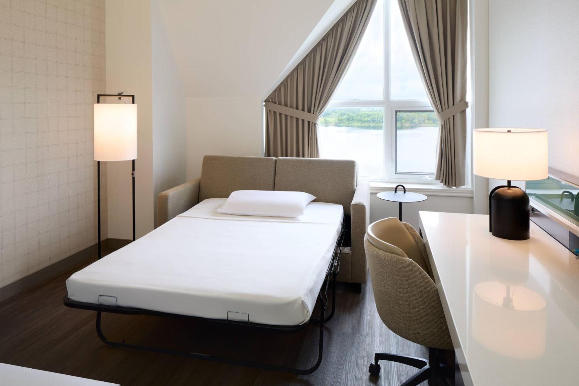 Delta Hotels By Marriott Fredericton Eksteriør bilde