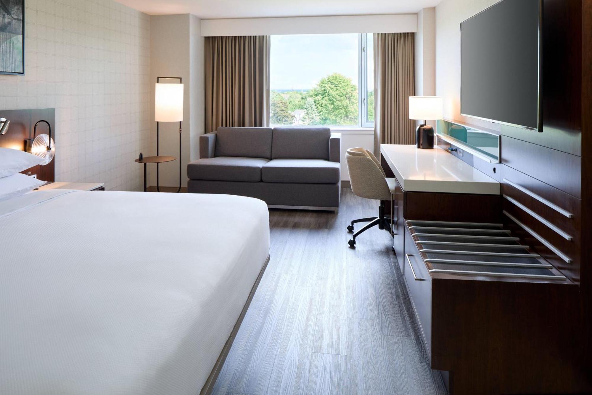 Delta Hotels By Marriott Fredericton Eksteriør bilde